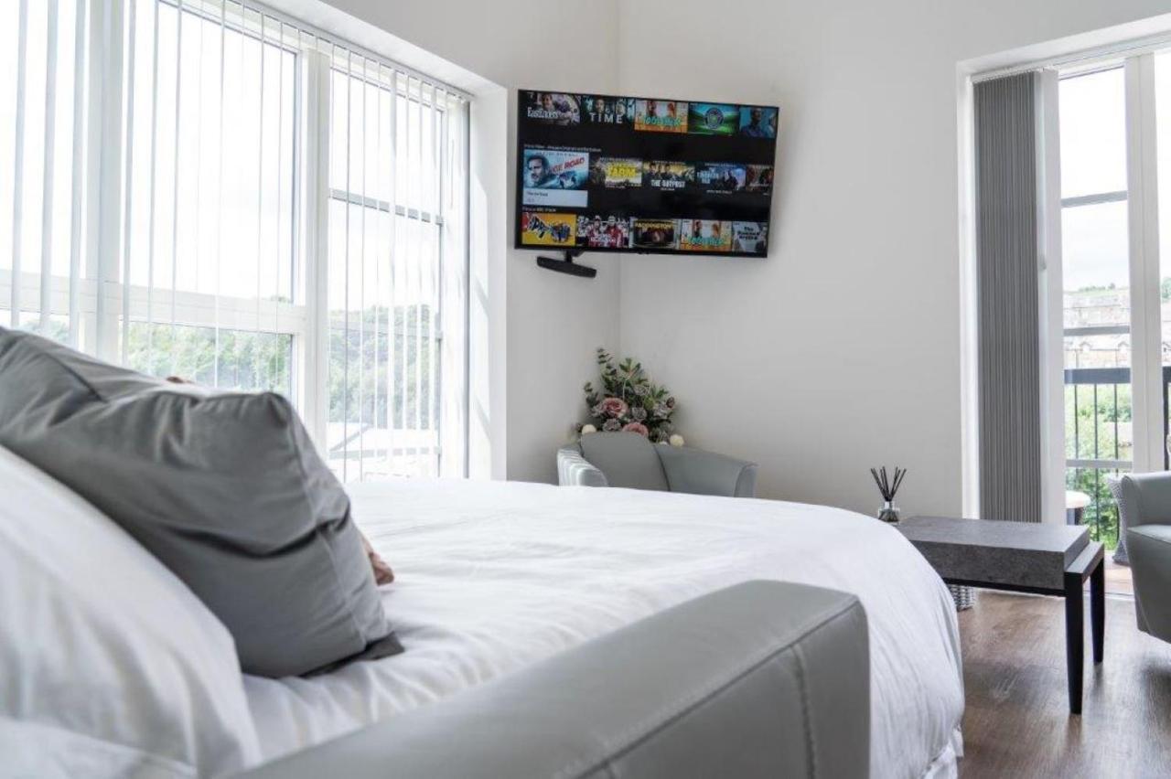 The Sidings, Luxury Penthouse, Haworth Apartment ภายนอก รูปภาพ