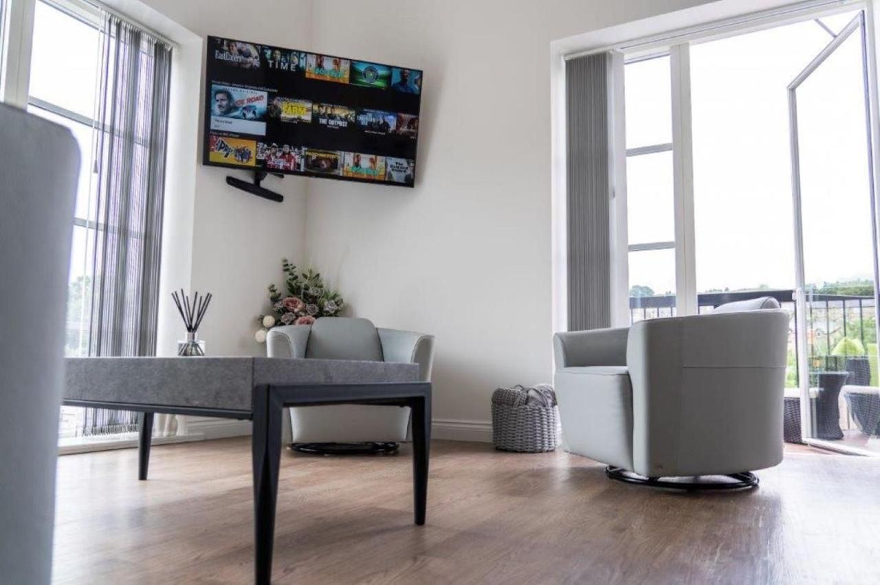 The Sidings, Luxury Penthouse, Haworth Apartment ภายนอก รูปภาพ
