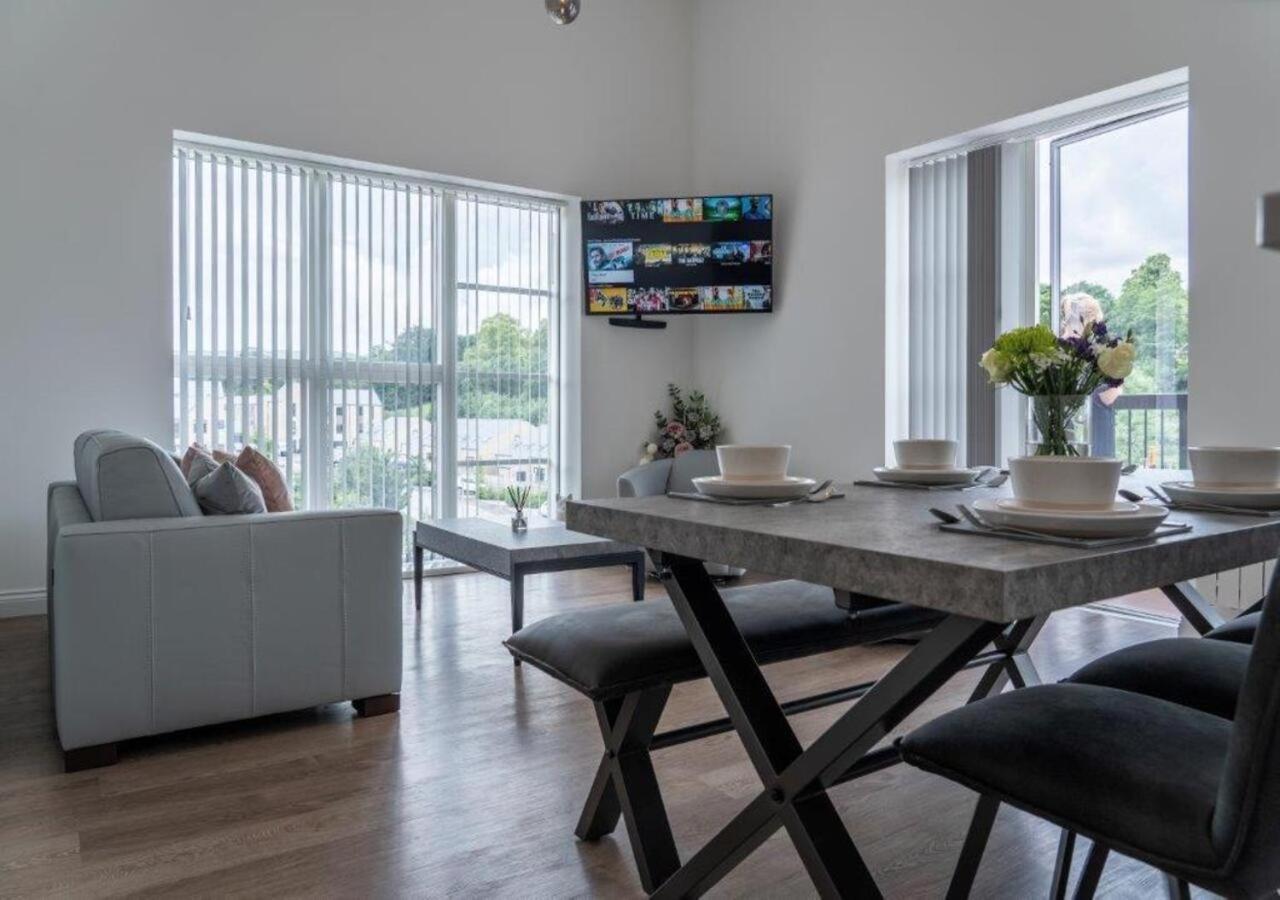 The Sidings, Luxury Penthouse, Haworth Apartment ภายนอก รูปภาพ