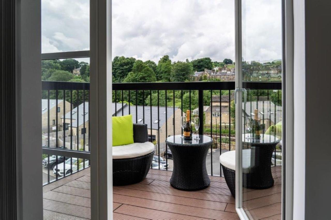 The Sidings, Luxury Penthouse, Haworth Apartment ภายนอก รูปภาพ