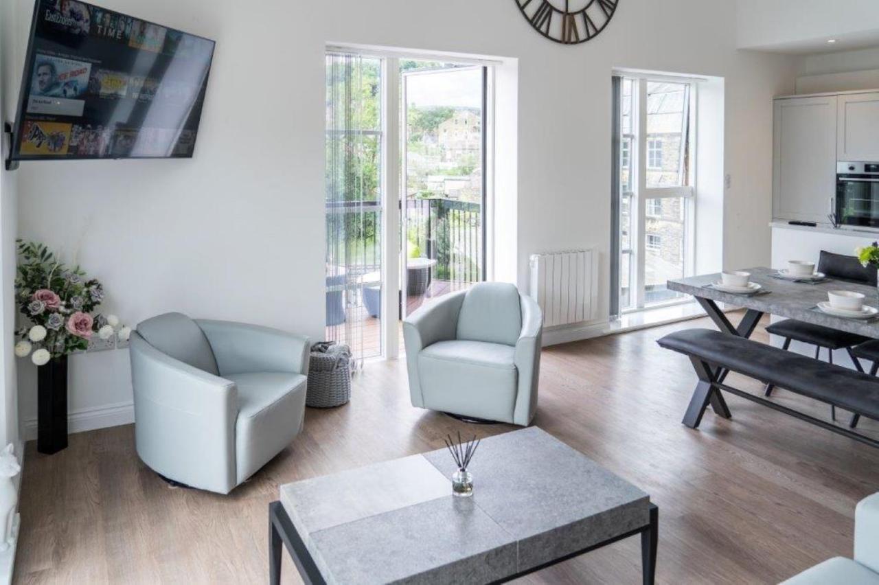 The Sidings, Luxury Penthouse, Haworth Apartment ภายนอก รูปภาพ