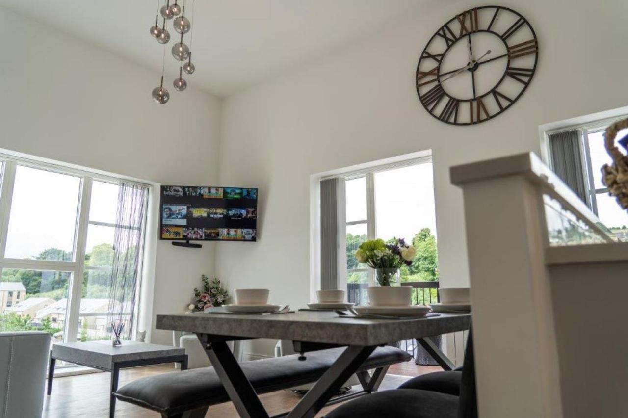 The Sidings, Luxury Penthouse, Haworth Apartment ภายนอก รูปภาพ