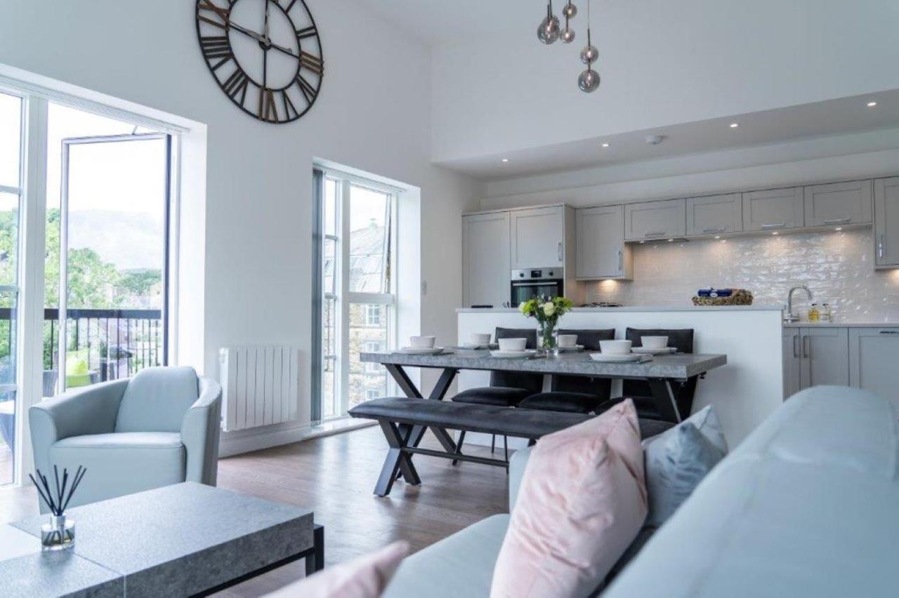 The Sidings, Luxury Penthouse, Haworth Apartment ภายนอก รูปภาพ