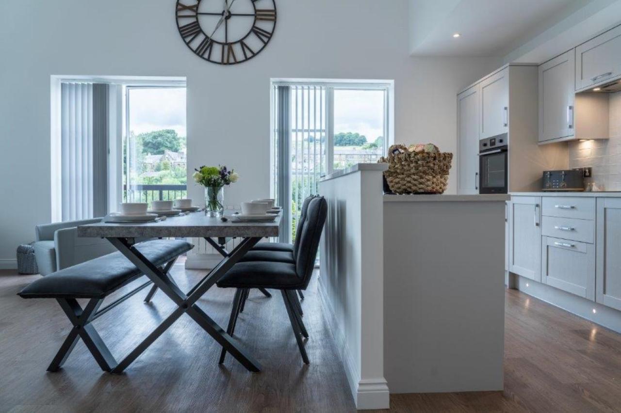 The Sidings, Luxury Penthouse, Haworth Apartment ภายนอก รูปภาพ